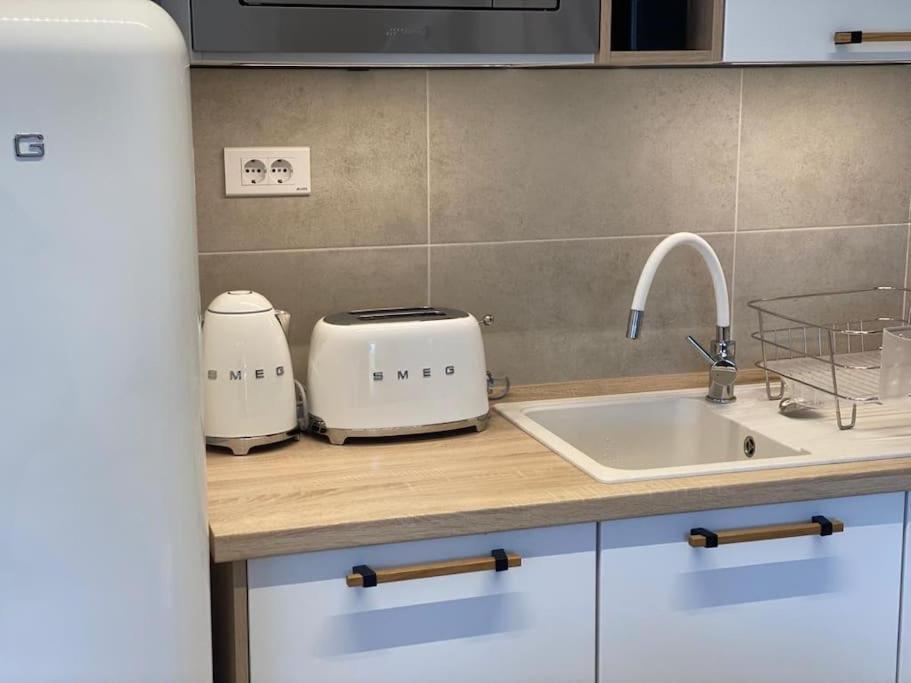 Shi Ti Junior Suite Iasi Eksteriør billede